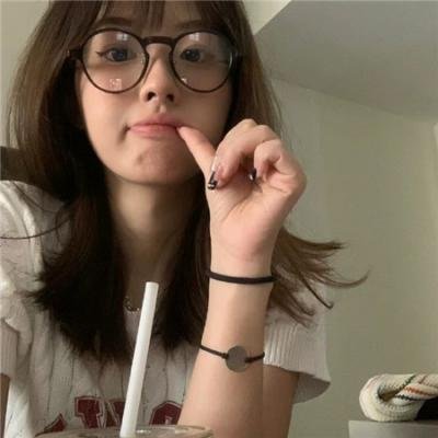 骚动时节的少女们啊